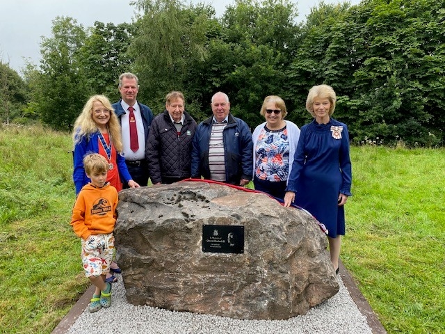 The Rt. Hon. The Countess of Arran CVO MBE Visits Commemorative Stone for Her Late Majesty in South Molton