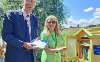 The Lord Lieutenant of Devon Opens Community Library at Cockwood