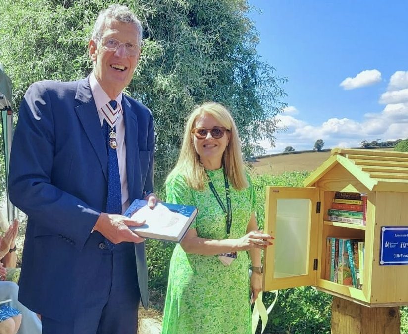 The Lord Lieutenant of Devon Opens Community Library at Cockwood